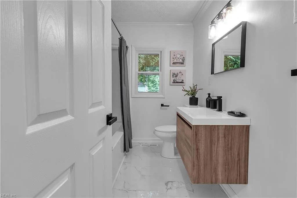 Bathroom Remodeling project by RAJ Contracting